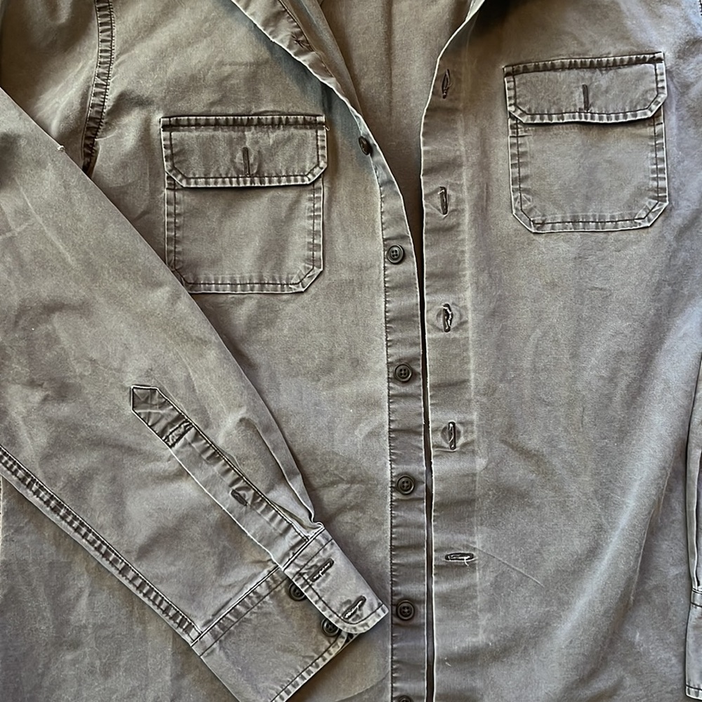 Gap button down - Picture 3 of 3